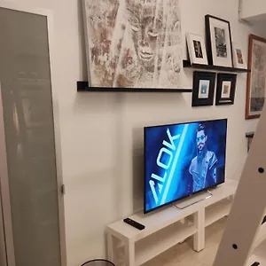 https://mini-house-loft-25m2-in-barcelona.topbarcelonahotels.com