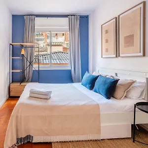 https://next-to-sagrada-familia-4-bedroom-apartment.topbarcelonahotels.com