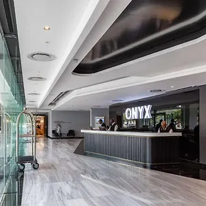 https://luxury-onyx-penthouse-with-sea-mountain-views-by-cticc.hotels-capetown.com